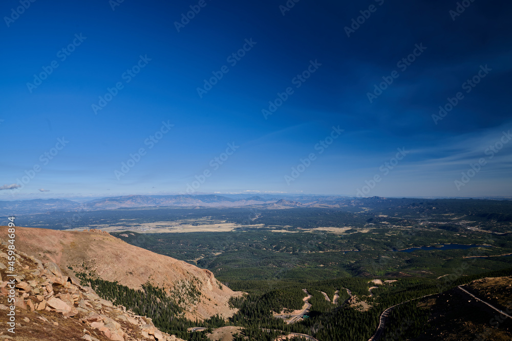 Scenic View of Pikes Peak Summit National Forest Park with Blue Sky and White Clouds, Colorado Springs