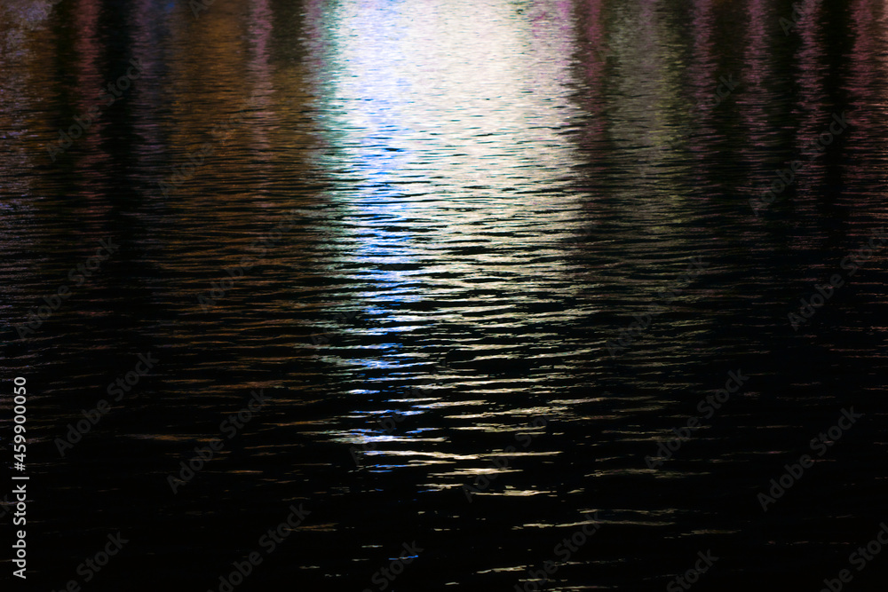 Fototapeta premium 울렁이는 빛의 파장