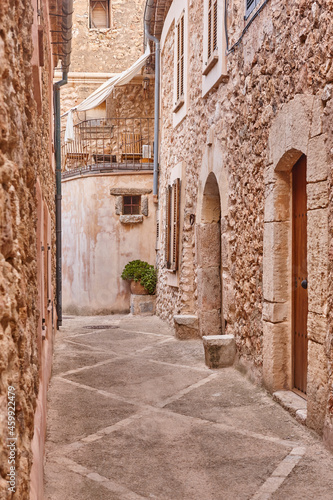 Picturesque stepped stone street in Mallorca island. Bunyola village. Spain © h368k742
