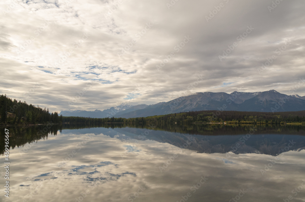 Pyramid Lake on a Cloudy Morning Pyramid Lake on a Cloudy Morning