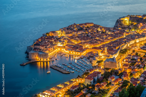 Fototapeta Naklejka Na Ścianę i Meble -  Dubrovnik by night