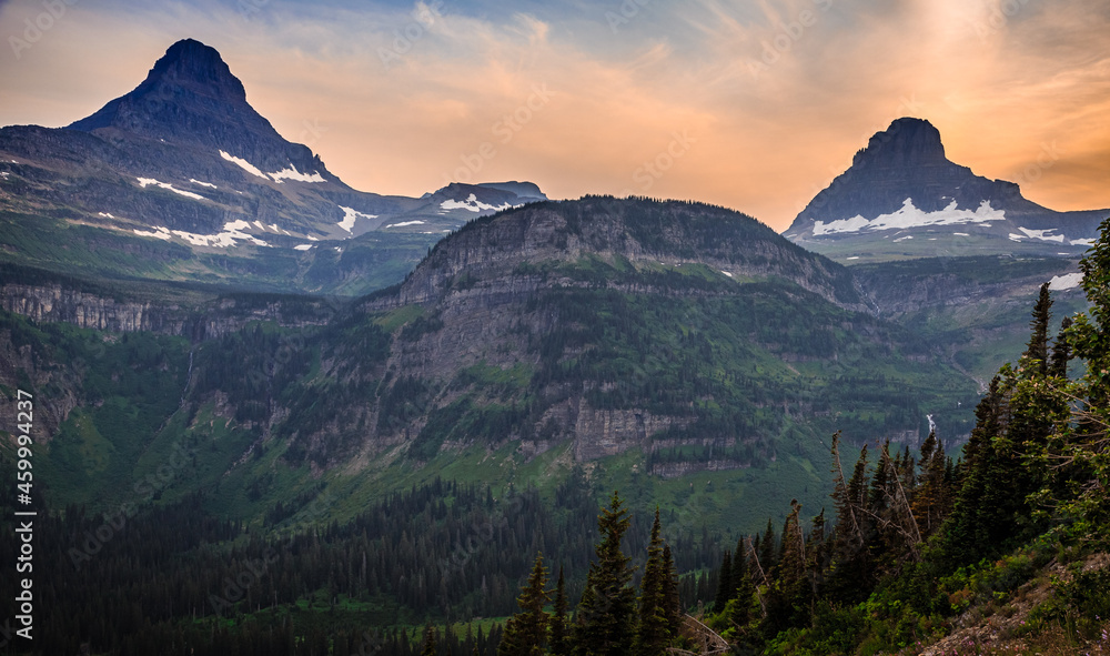Beautiful Sunset Views on the Going-to-the-Sun Road, Glacier National Park, Montana