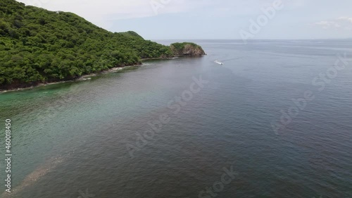 Aeros videos of a boat on an island photo
