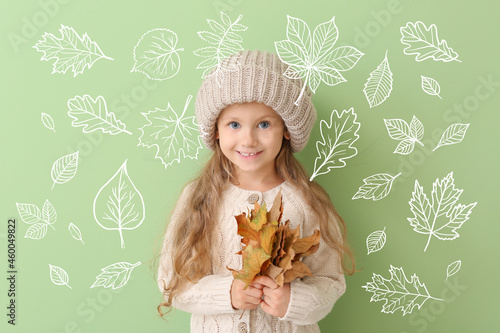 Cute little girl with autum...