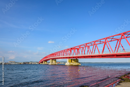 北海道　東部　厚岸の海と橋と町