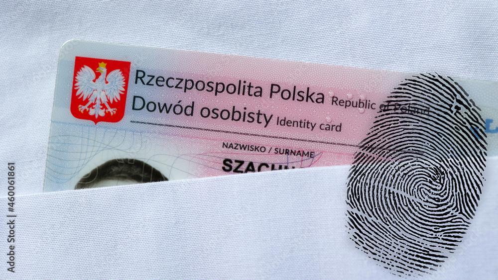 Nowy polski dowód osobisty z odciskiem palca identyfikujący osoba. - obrazy, fototapety, plakaty 