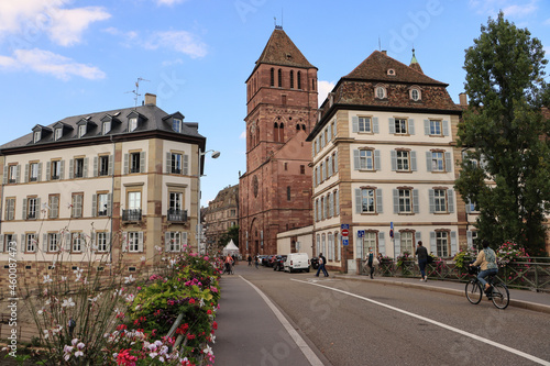 Straßburg; Thomaskirche und Stift von der Thomasbrücke