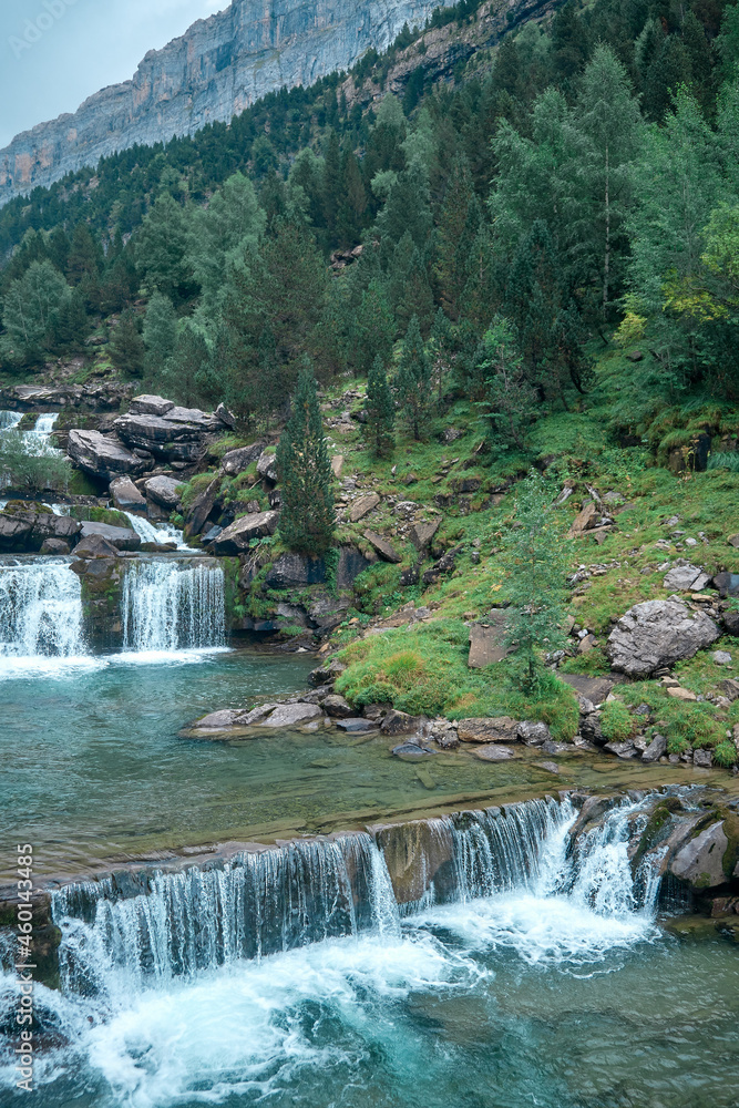 Naklejka premium Gradas de Soaso. Waterfall in the spanish national park Ordesa and Monte Perdido, Pyrenees