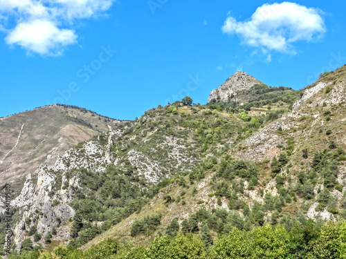 Paysage de montagne dans le Sud de la France © Bernard