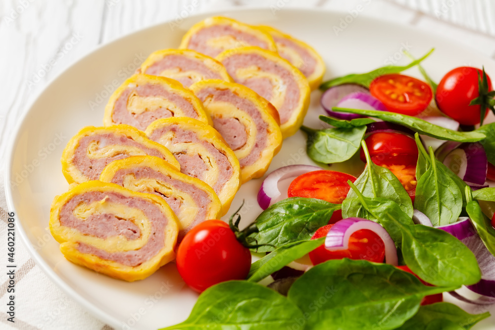 ham and cheese breakfast egg roll-ups, pinwheels ham and cheese breakfast egg roll-ups, pinwheels