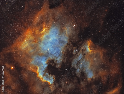 The North America and Pelican Nebulae  NGC7000   IC5070  