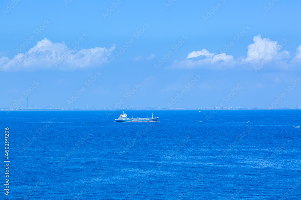 青い海と空と船など 青い海と空と船など