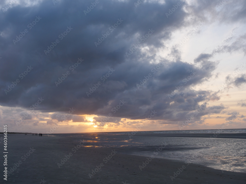 Sonnenuntergang am Strand von Juist
