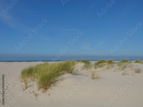 Strand und Dünen auf der Nordseeinsel Juist