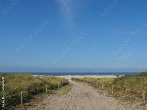 Strand und Dünen auf der Nordseeinsel Juist