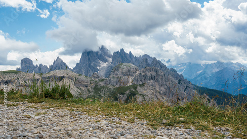 Hiking on tre cime di lavaredo