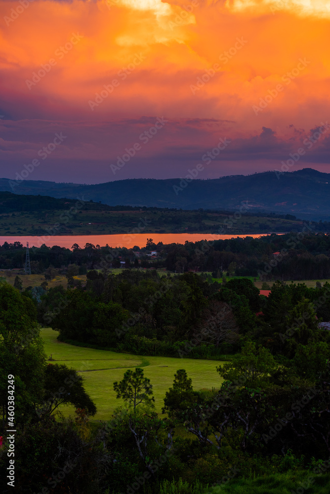 Naklejka premium Sunset Tapalpa