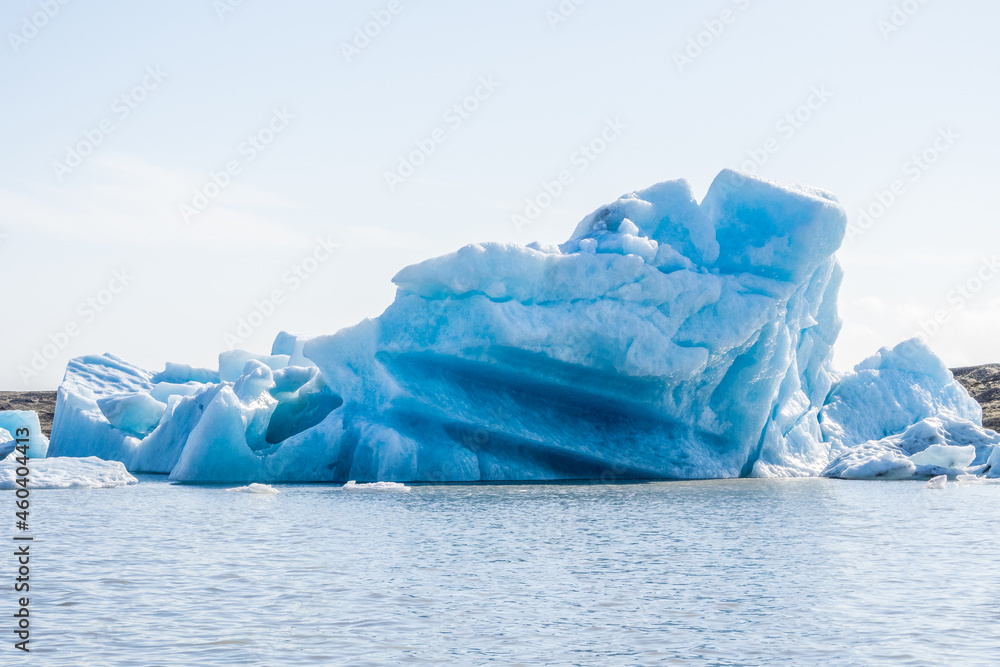 Icebergs in Fjallsárlón Ice Lagoon in Iceland