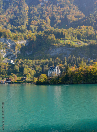 Fototapeta Naklejka Na Ścianę i Meble -  Autumn landscape around Lake Brienz