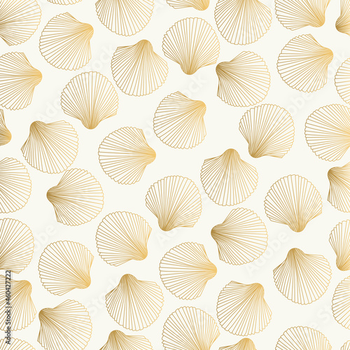 Gold pattern with shell. Vector fancy scallop design.