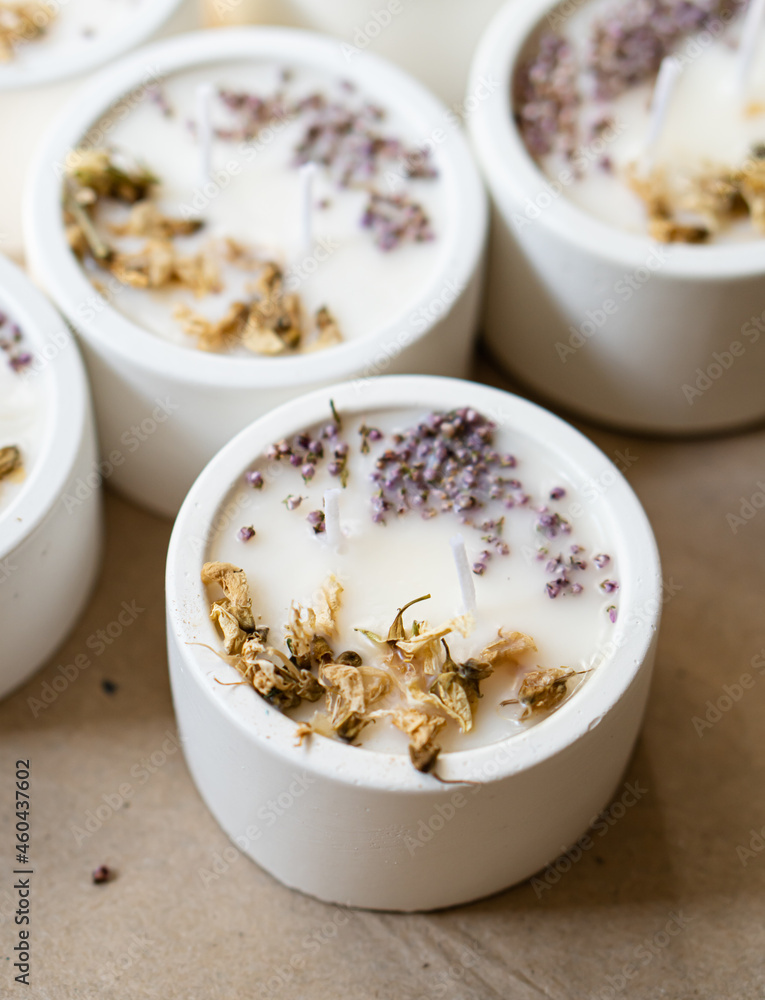 Hand-made concrete candles with dried flowers, scented soy wax vegan candles Hand-made concrete candles with dried flowers, scented soy wax vegan candles