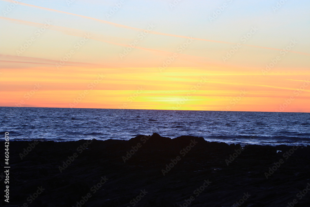Obraz premium Sunset Sunrise Seascape Ocean Sea Background