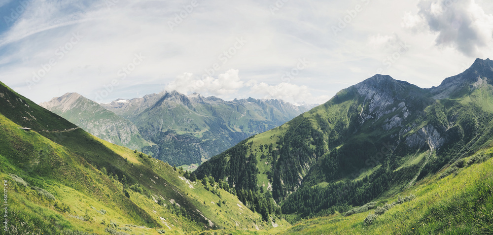 Blick auf das Virgental vom Muhs-Panoramaweg Blick auf das Virgental vom Muhs-Panoramaweg