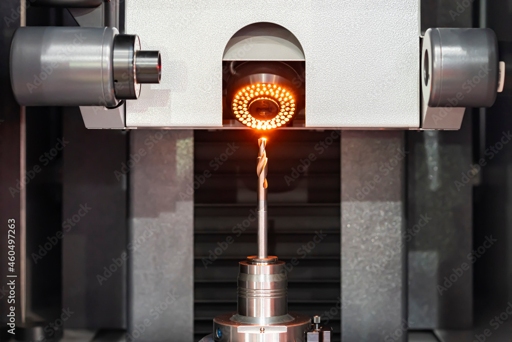 cutting drill bit assembly with chuck or tool holder setting on tool