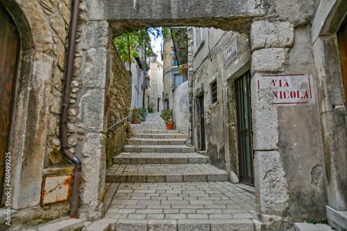 Fototapeta Naklejka Na Ścianę i Meble -  A narrow street of Cusano Mutri, a medieval town of Benevento province, Italy.