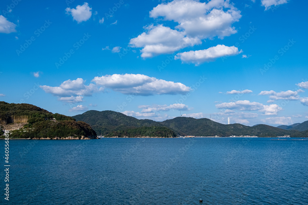 美しい日本の風景　海と青空のイメージ