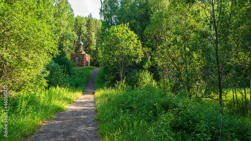Quadro su tela orthodox chapel in the forest