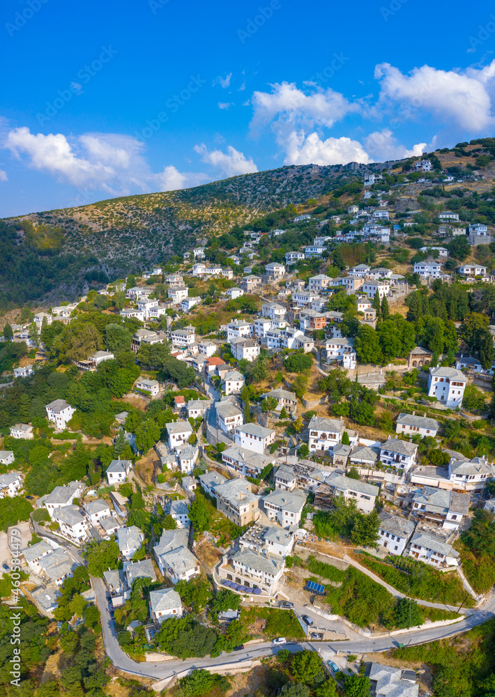 Obraz premium Traditional greek village of Makrinitsa on Pelion mountain in central Greece. 