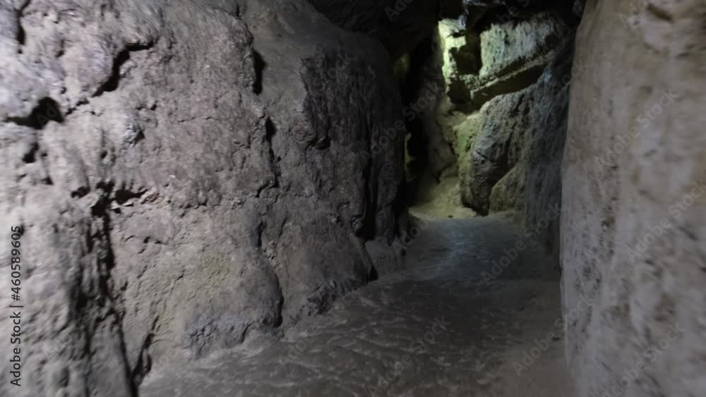 Tunnels of the Egyptian pyramids. Science, archeology, underground