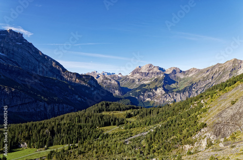 Sommets des alpes Suisses © Olympixel