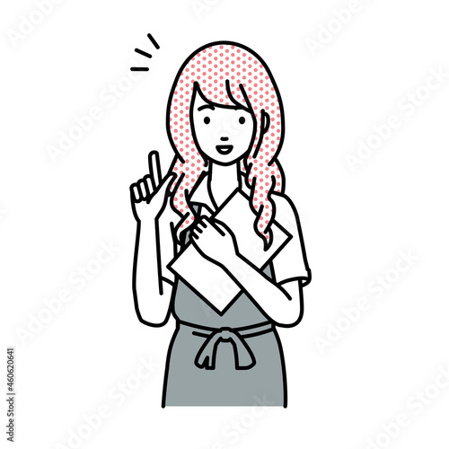 立って書類を手に持って何かひらめいたカフェ店員の女性