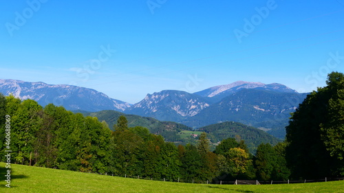 Fototapeta Naklejka Na Ścianę i Meble -  Landschaft in den Wiener Alpen