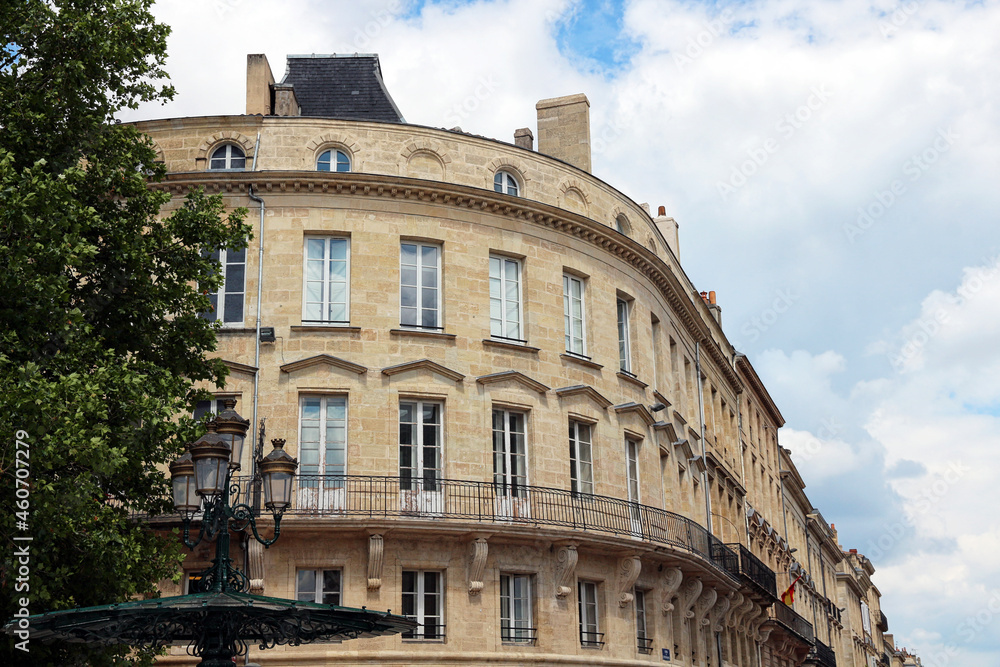 Uptown apartments - classical architecture - Bordeaux - France