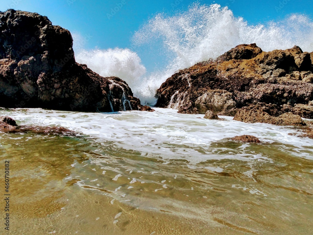crashing surf crashing surf