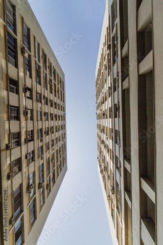 view of a building in a Counter-Plongee perspective in Rio de Janeiro.