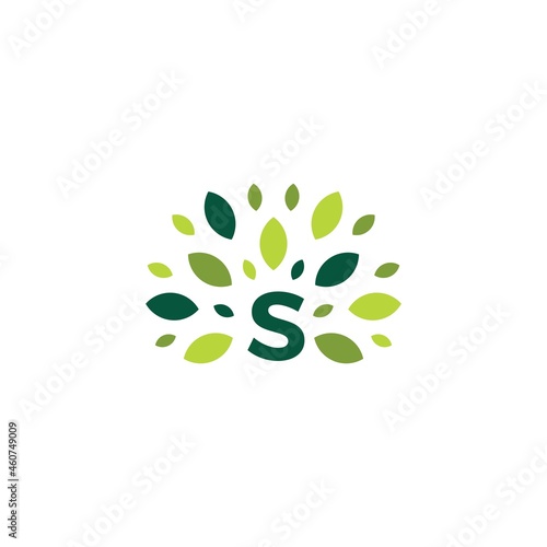 s letter tree leaf nature mark green logo vector icon illustration