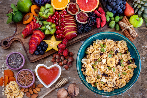 Healty breakfast with oatmeal and fresh fruits