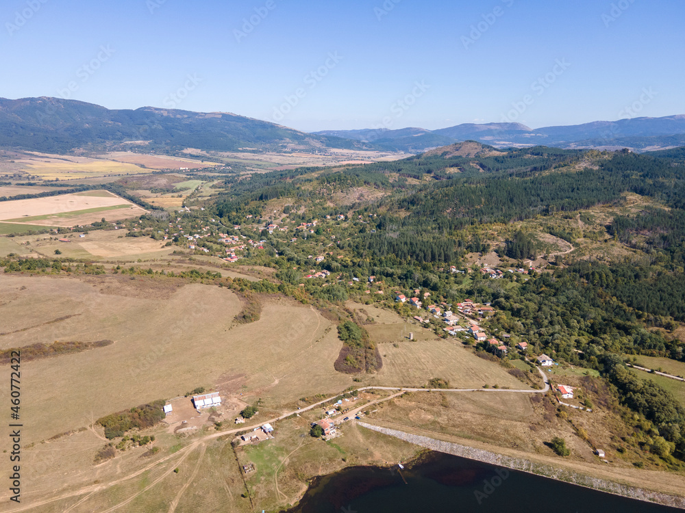 Obraz premium Aerial view of Yarlovtsi Reservoir, Bulgaria