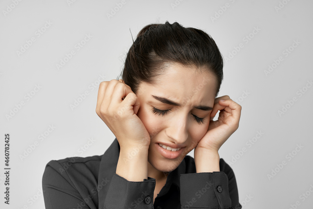 woman headache discontent trouble light background woman headache discontent trouble light background