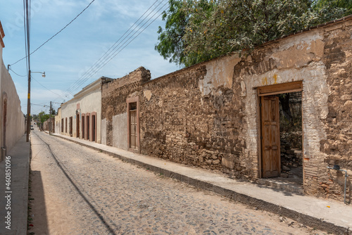 Calles del pueblo mágico de Mineral de Pozos en Guanajuato, México  © Javier
