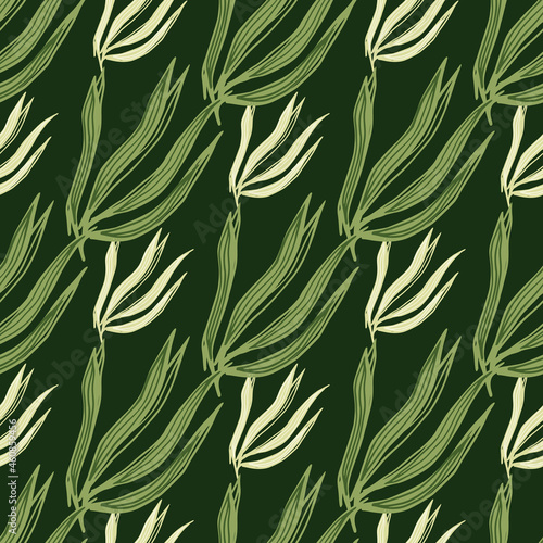 Vintage seaweeds seamless pattern on green background. Underwater foliage backdrop.