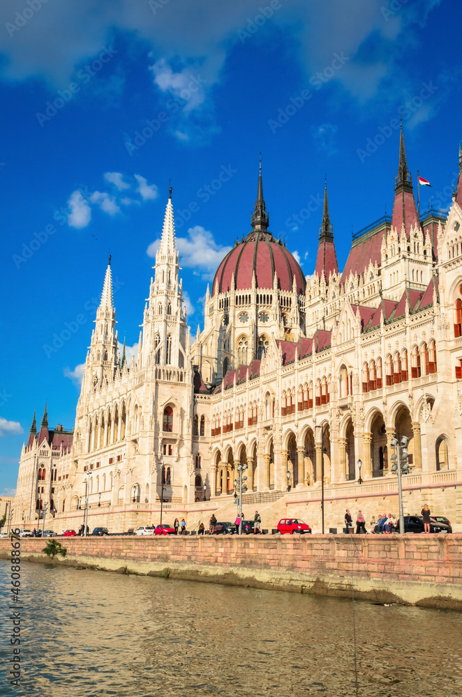 Fototapeta premium Beautiful view of Hungarian parliament, Budapest , Hungary