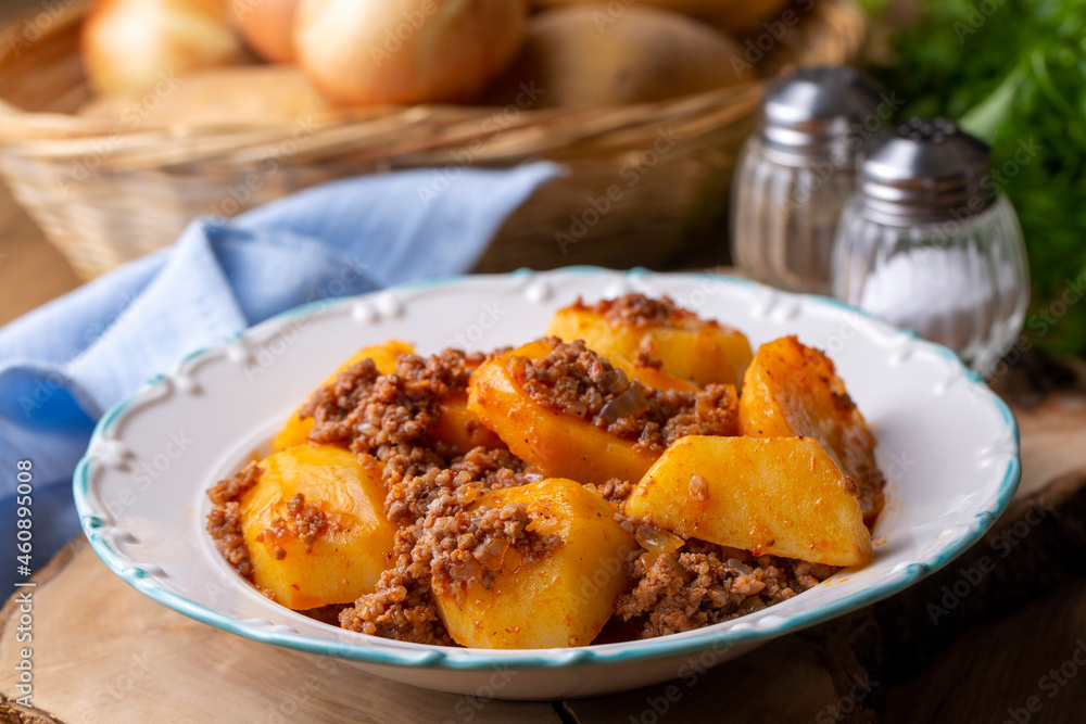 Traditional delicious Turkish food; meat potato dish (Turkish name; kiymali patates) Traditional delicious Turkish food; meat potato dish (Turkish name; kiymali patates)
