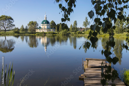 Church of Michael the Archangel in the village of Tarakanovo, Moscow region. In this church the poet Block and Mendeleyeva were married in 1903