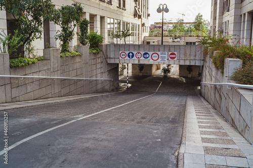 Uliczne zakamarki miasta.