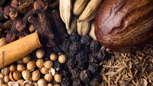 Schilderij op canvas various spices used for cooking, simple indian garam masala ingredients, common